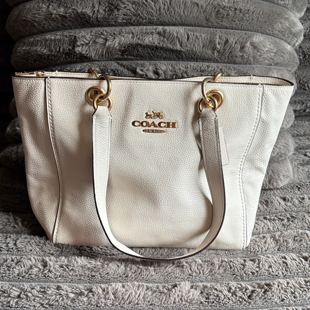 Coach White Pebbled Leather Tote with Gold Hardware